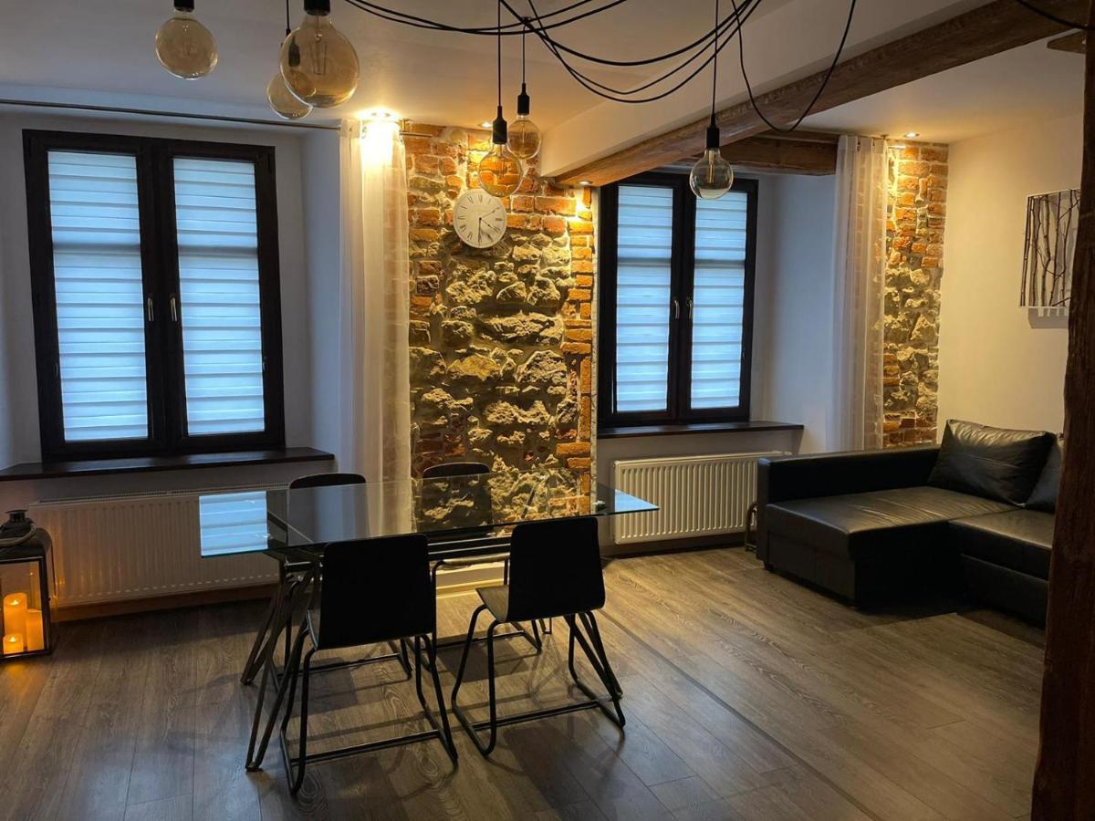 Apartament Przy Ratuszu 克沃兹科 外观 照片