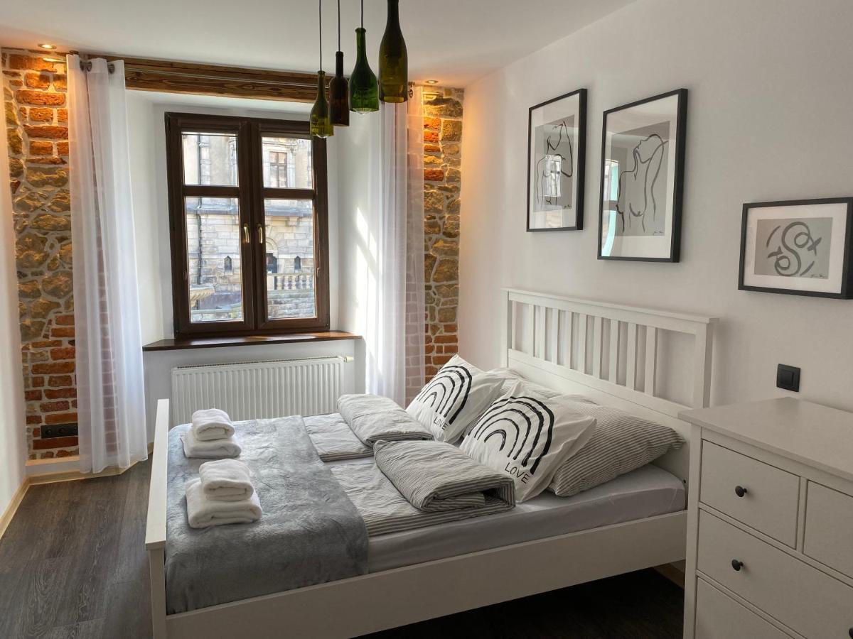 Apartament Przy Ratuszu 克沃兹科 外观 照片