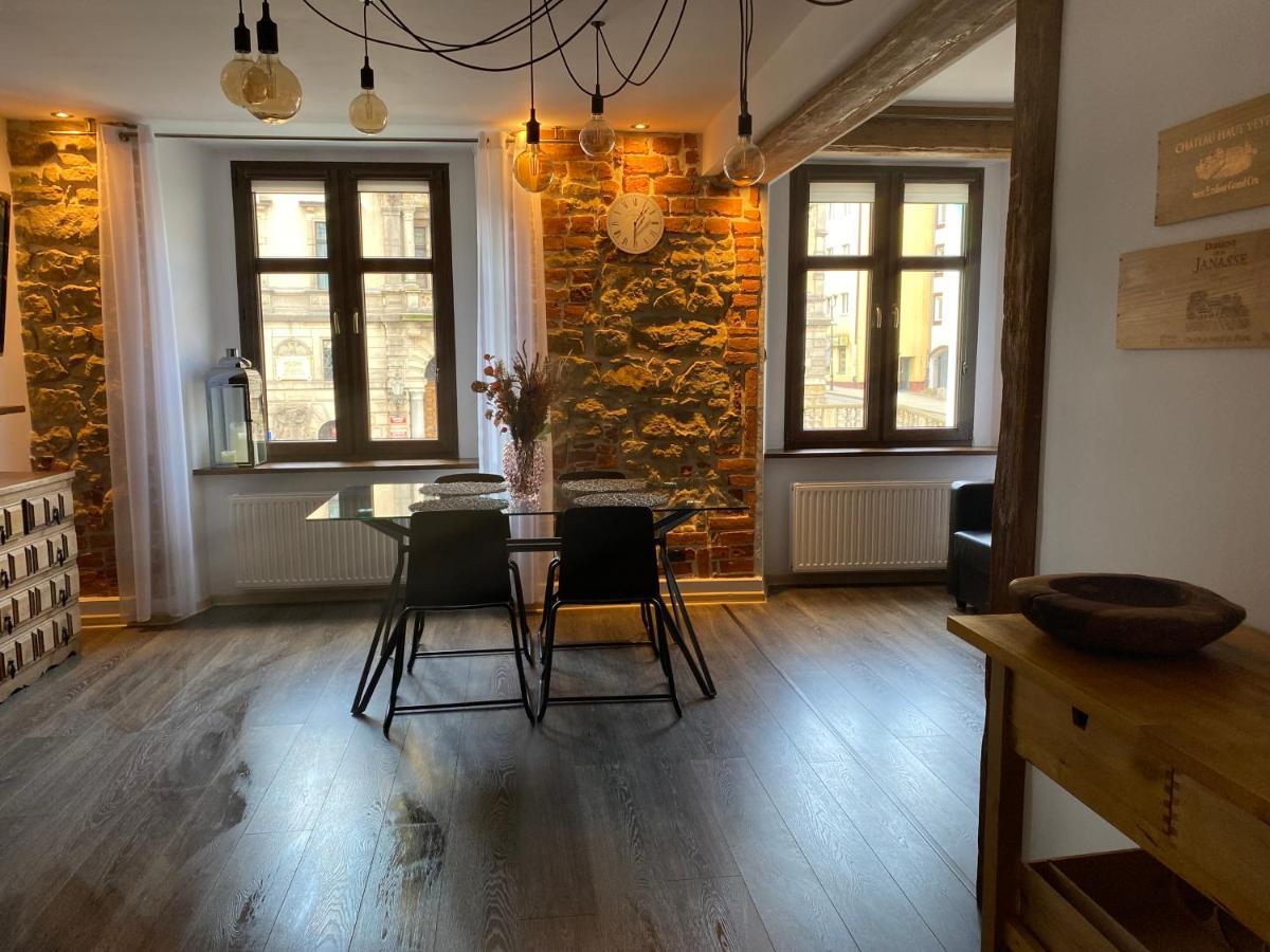 Apartament Przy Ratuszu 克沃兹科 外观 照片