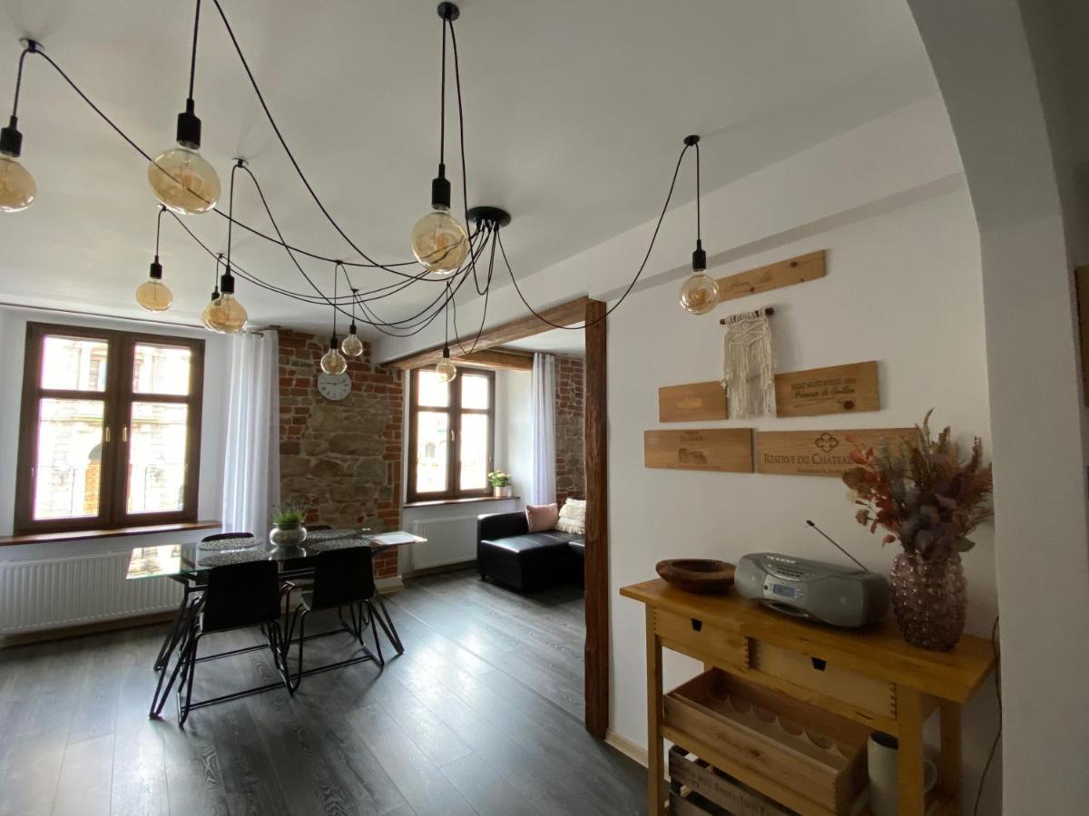 Apartament Przy Ratuszu 克沃兹科 外观 照片