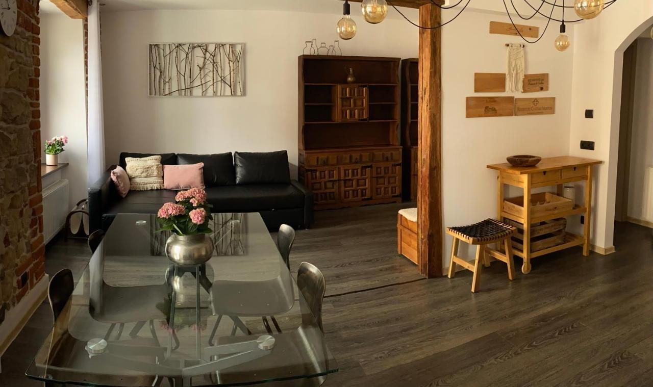Apartament Przy Ratuszu 克沃兹科 外观 照片