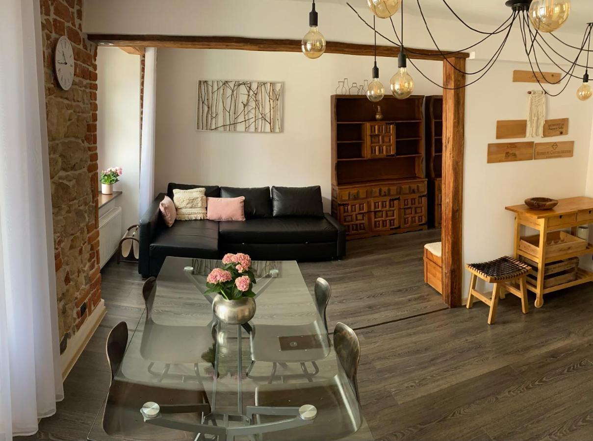 Apartament Przy Ratuszu 克沃兹科 外观 照片