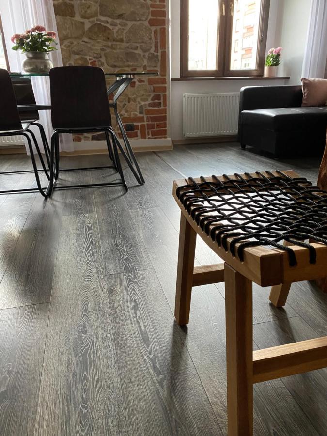 Apartament Przy Ratuszu 克沃兹科 外观 照片